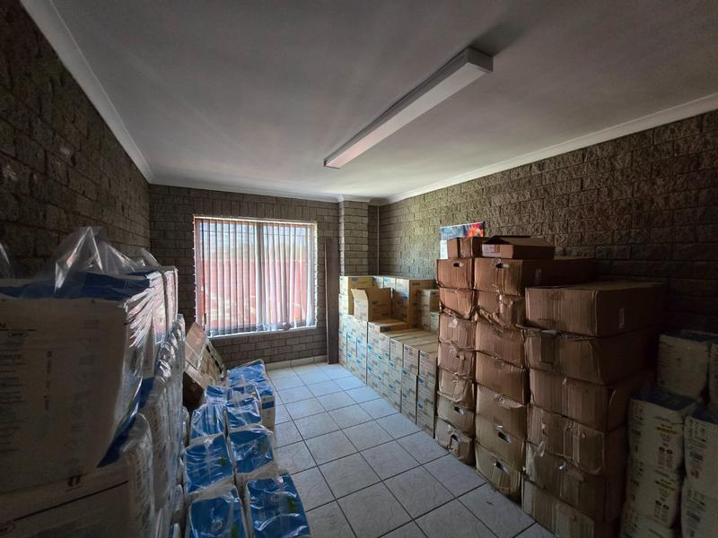 To Let commercial Property for Rent in Okavango Park Western Cape